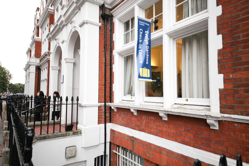 Evelyn Gardens London Exterior photo